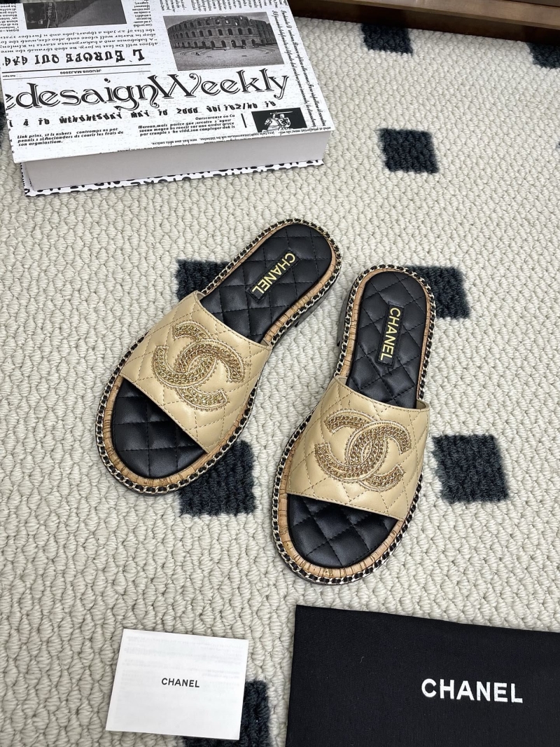 Ch**el slippers